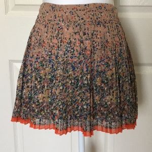 American Eagle Floral Pleated Skirt